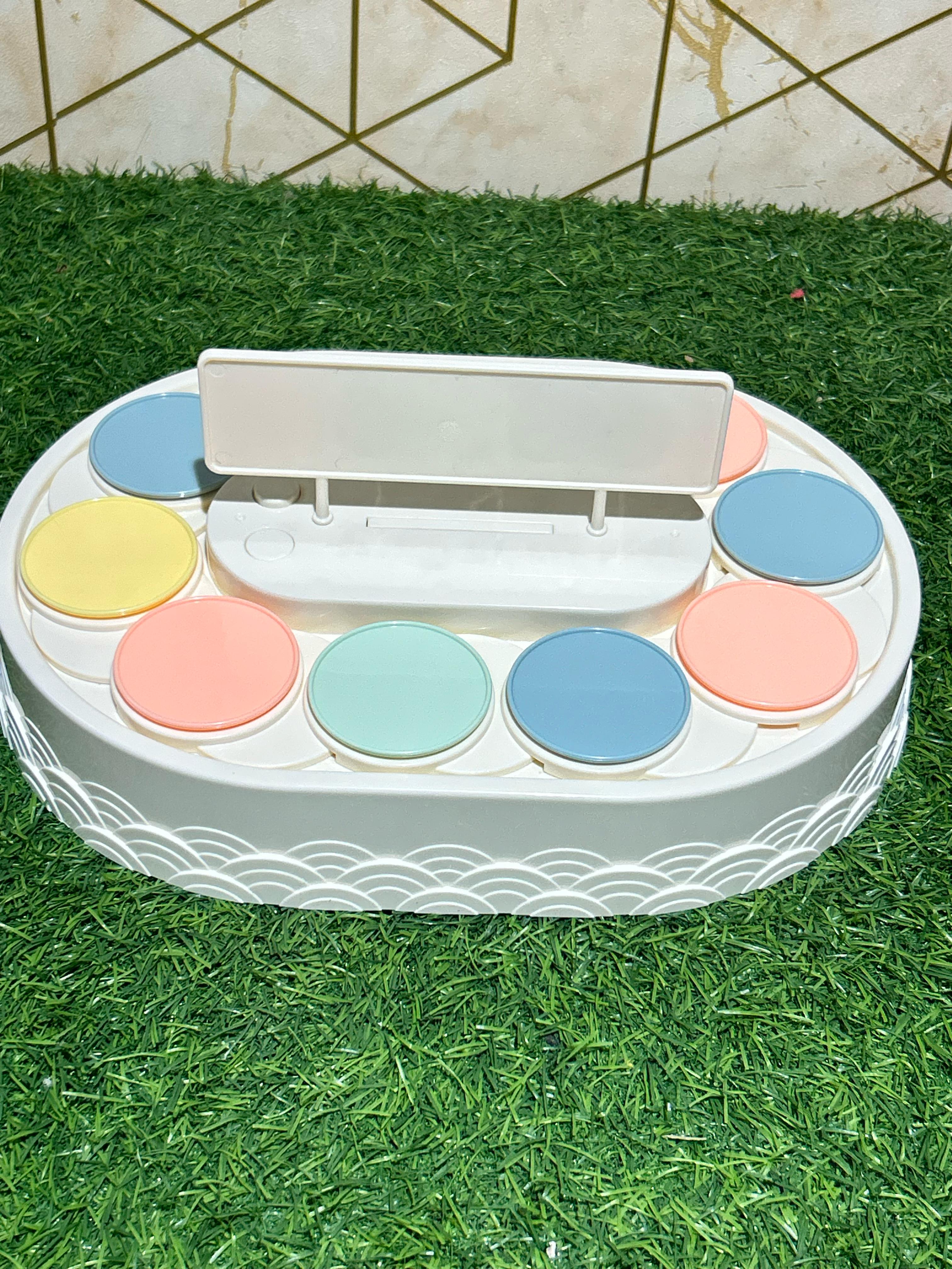 Rotating Cupcake Stand.