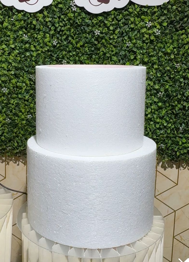 Peekaboo Dummy (Two Tier)