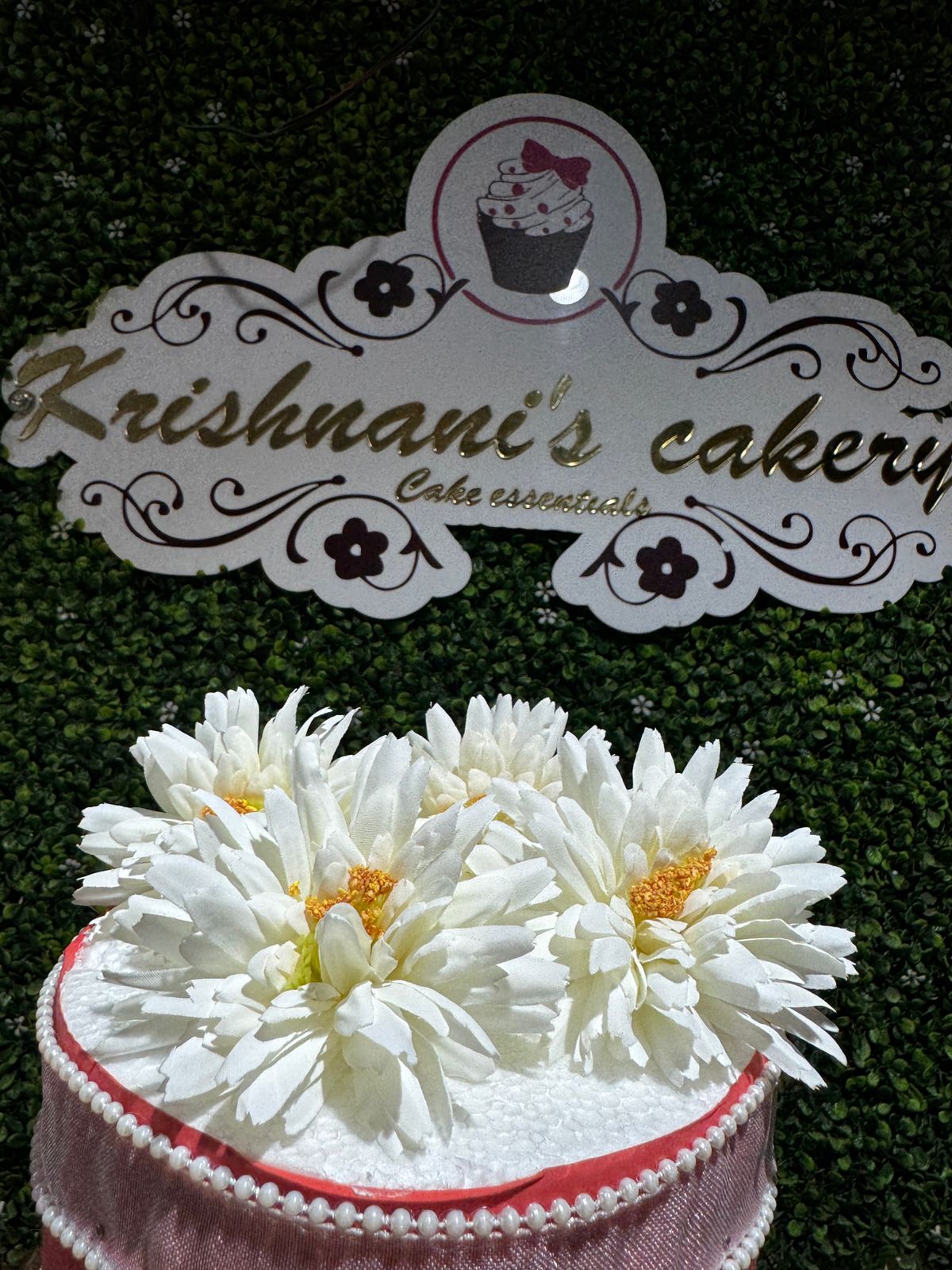White Daisy Artificial Flower (pack of 4)