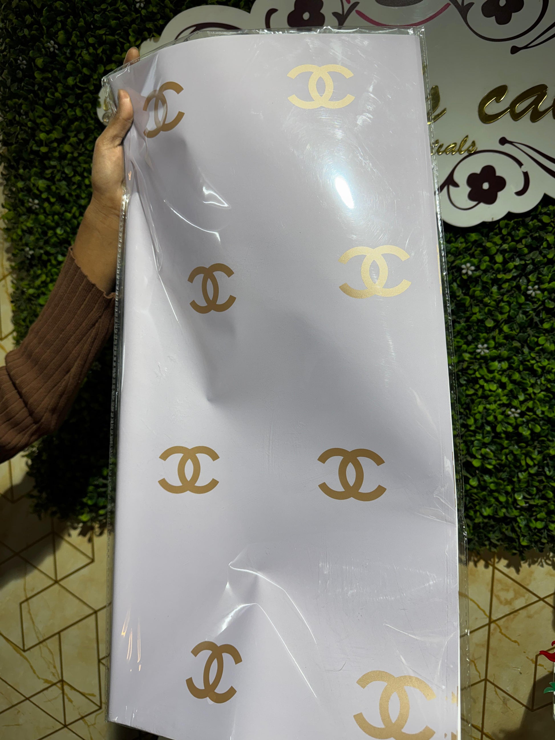 Purple Printed Bouquet Wrapping Sheet (Pack of 20)