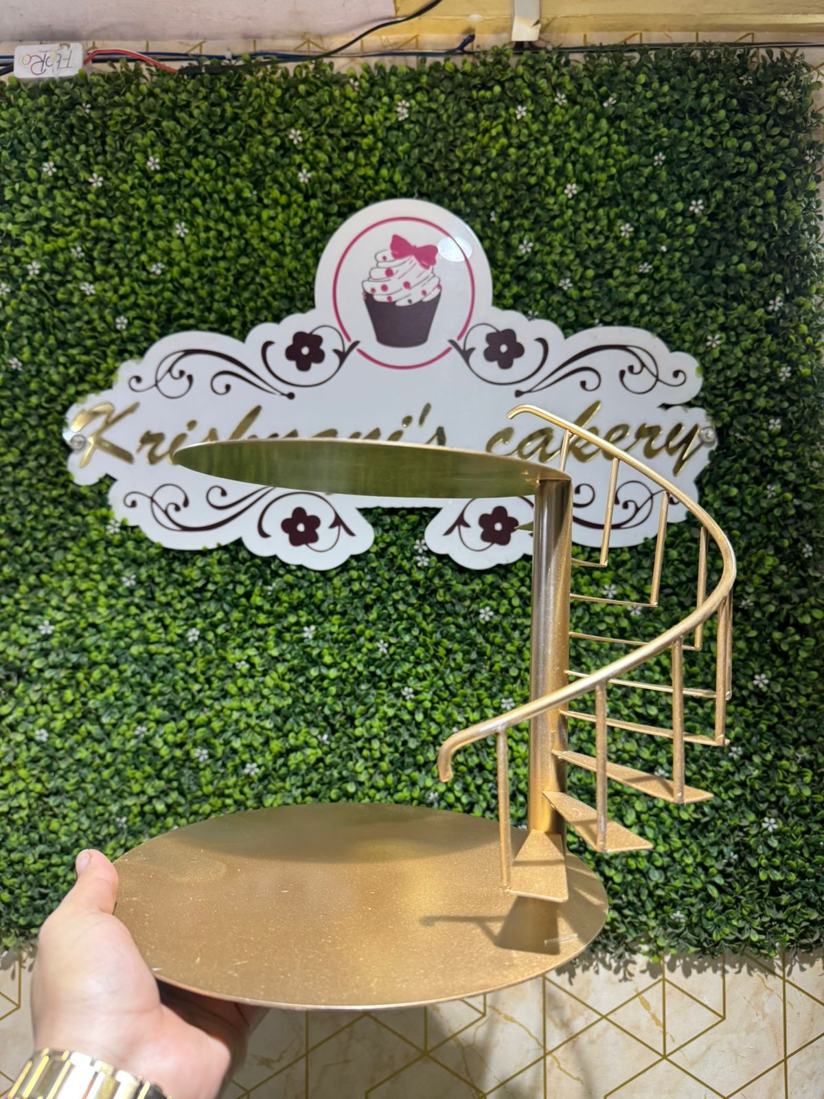 Metal Ladder Cake Spacer