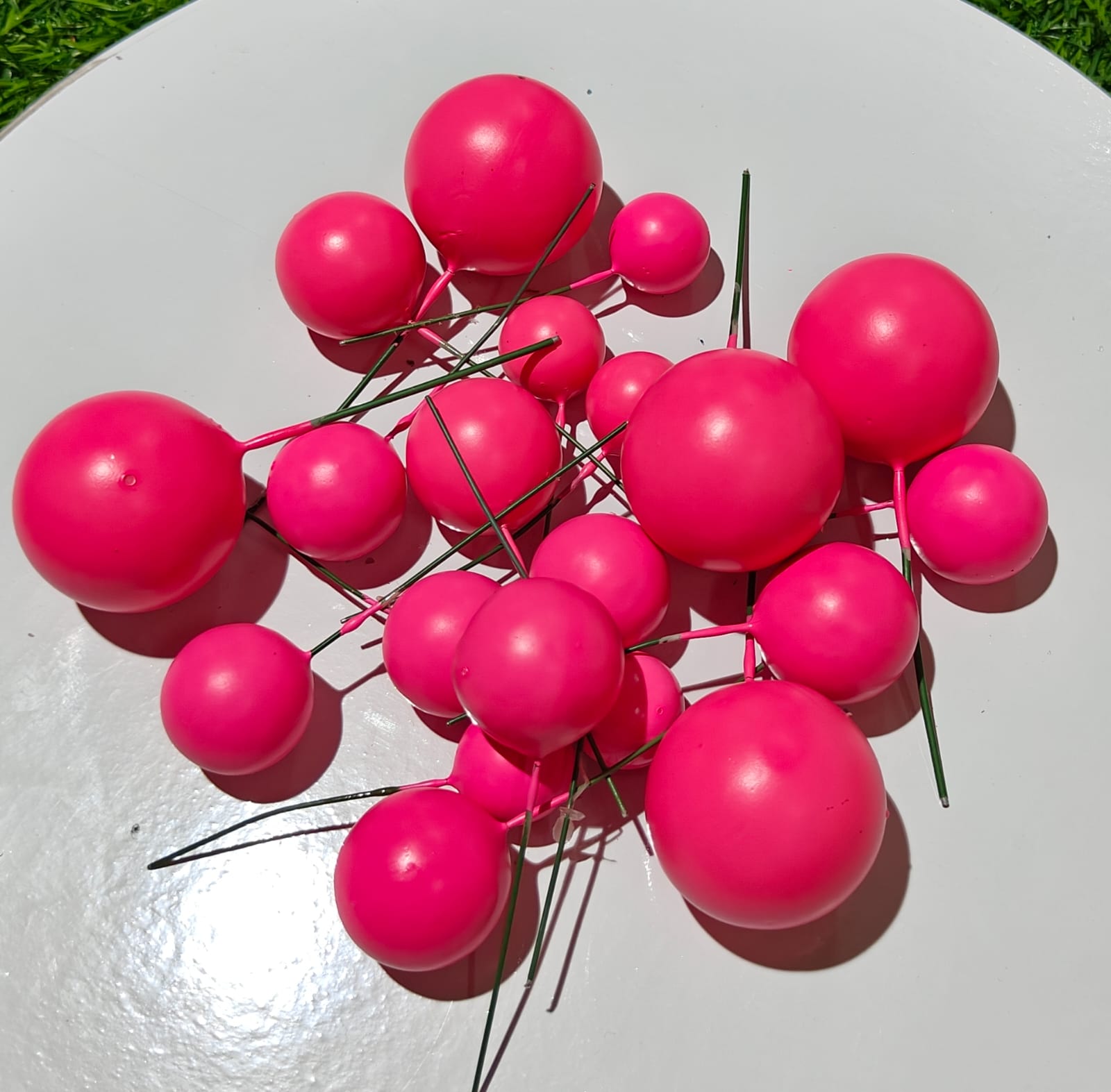 Faux Balls (pack of 20 pieces )