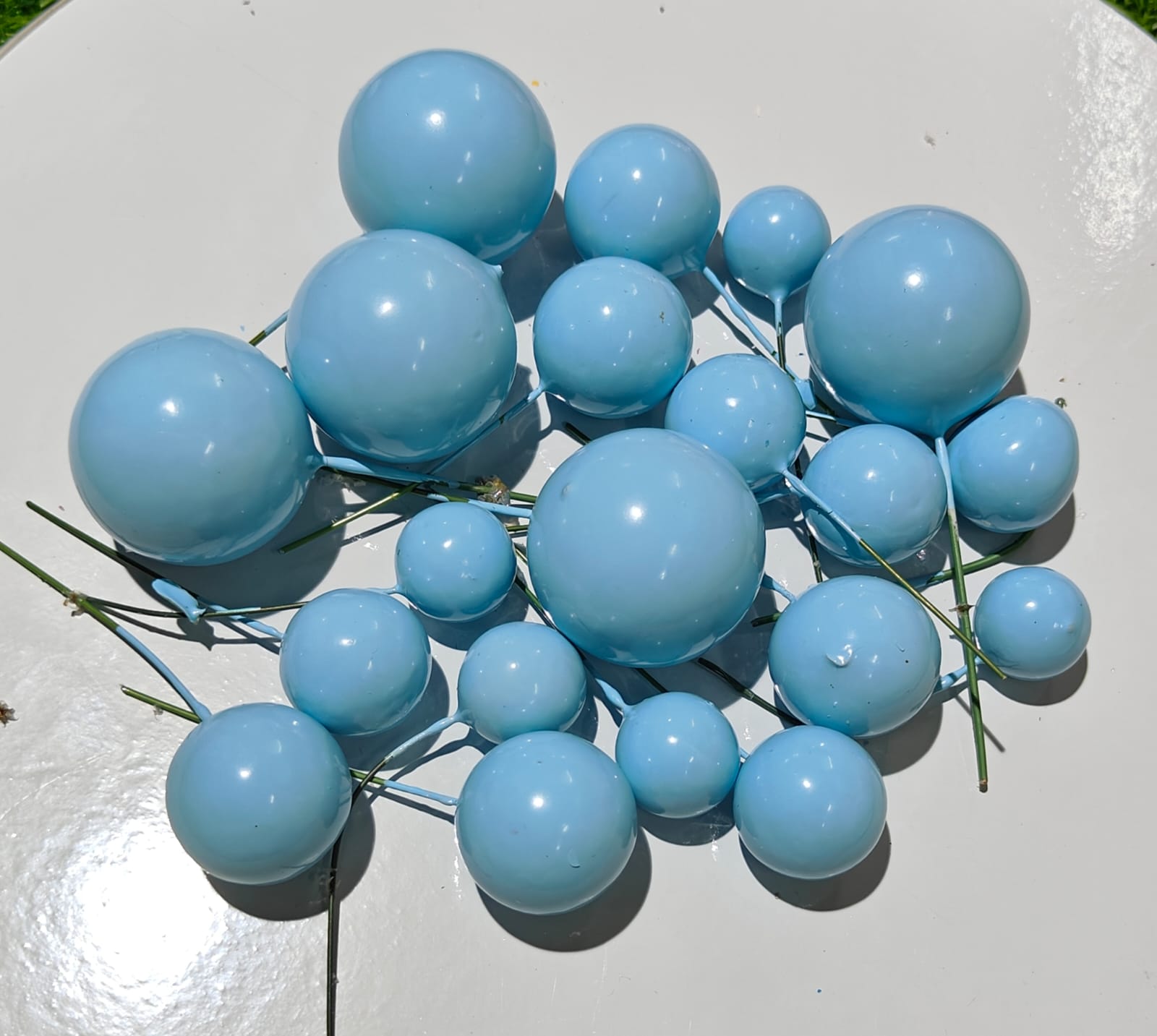 Faux Balls (pack of 20 pieces )