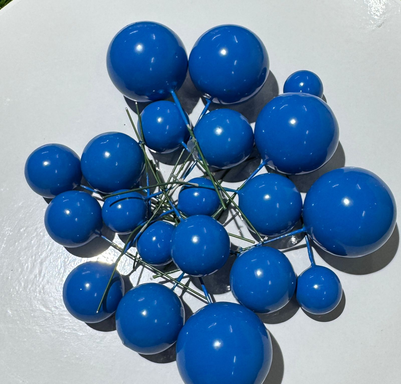 Faux Balls (pack of 20 pieces )