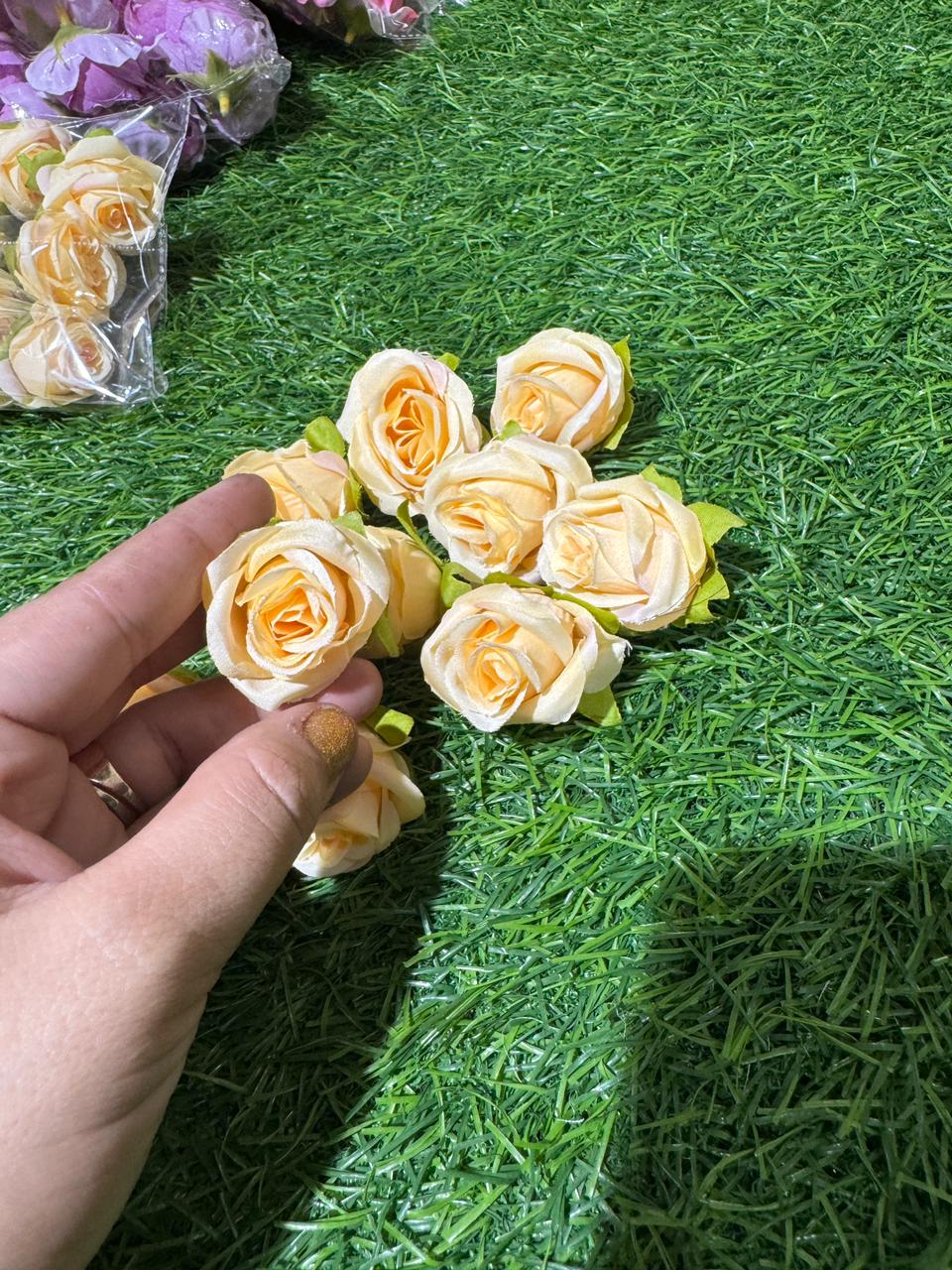 Mini Roses (Pack of 100 Pieces)