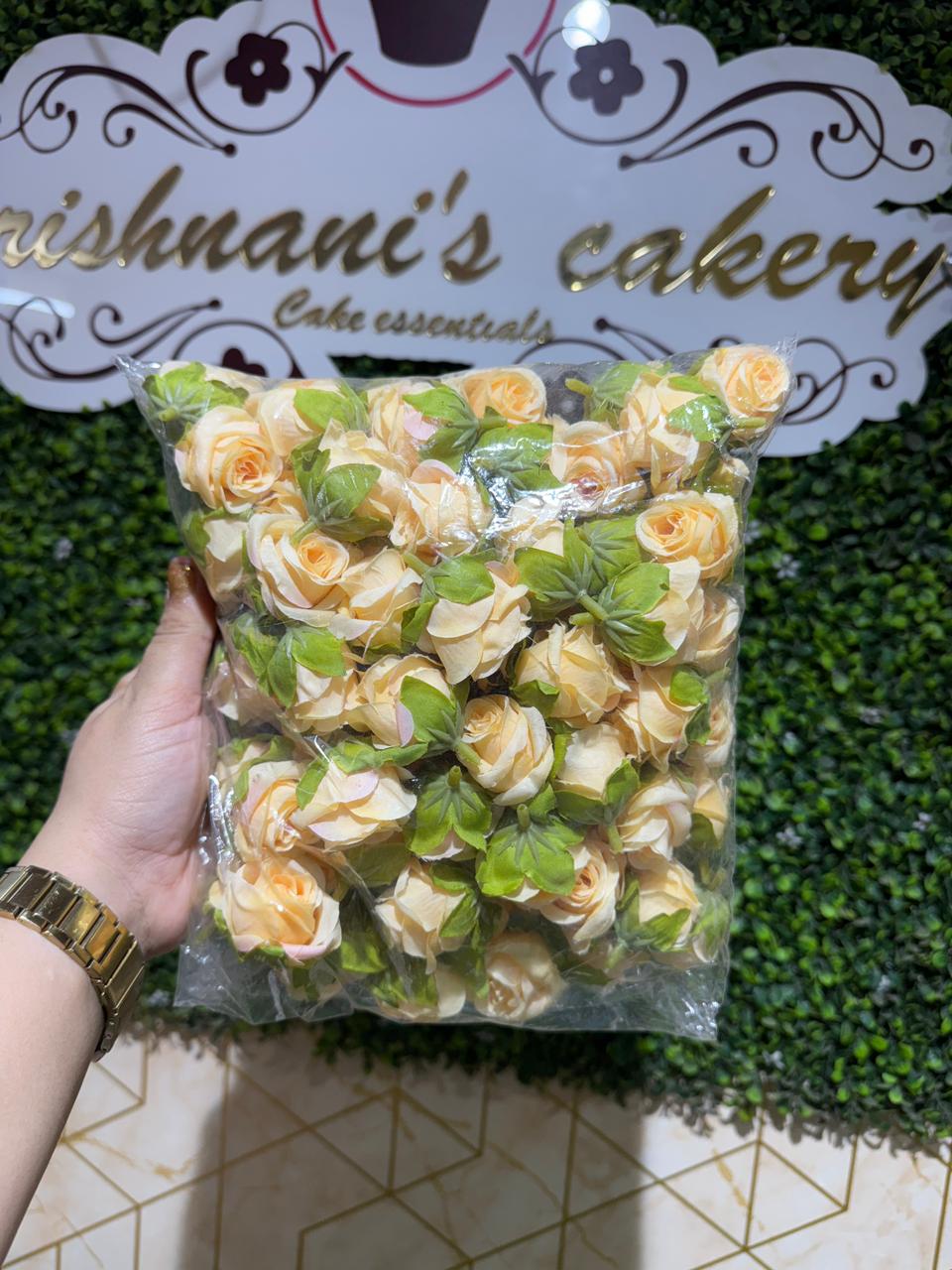Mini Roses (Pack of 100 Pieces)