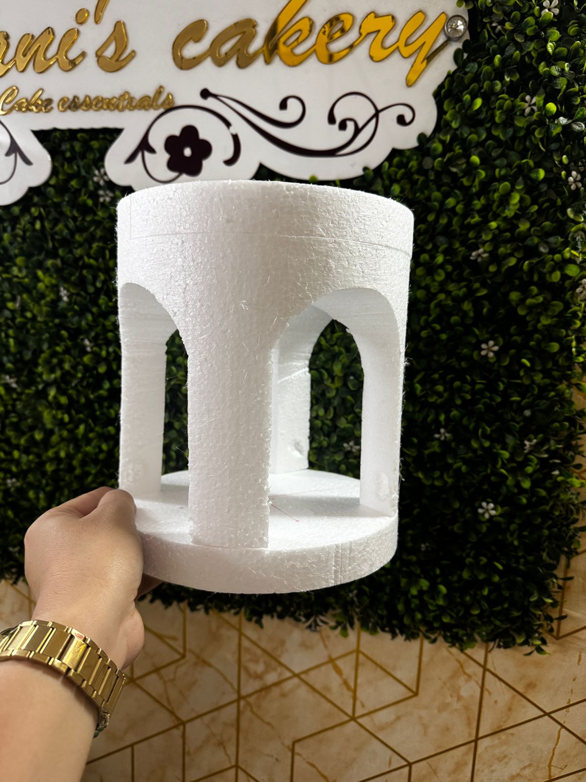 Palace Cake Dummy (Lights Included)